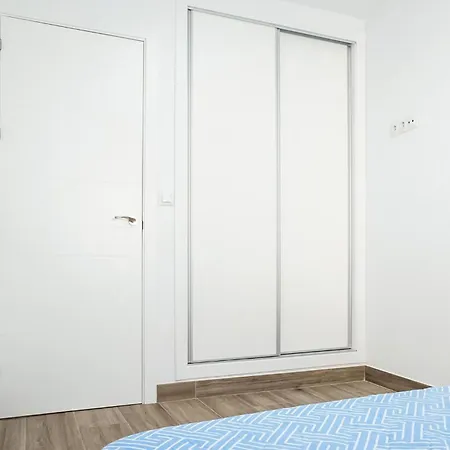 Apartamento Beautiful In With Kitchen *